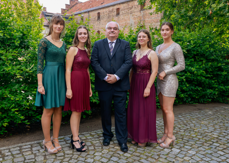 20210703_jahn_abiturienten_2021_4_jahrgangsbeste.jpg